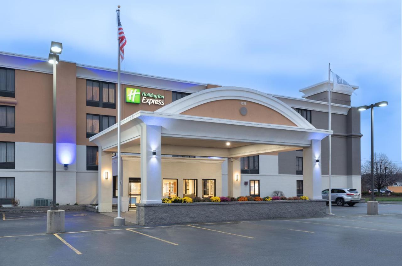 Holiday Inn Express Rochester - Greece By Ihg Exterior foto